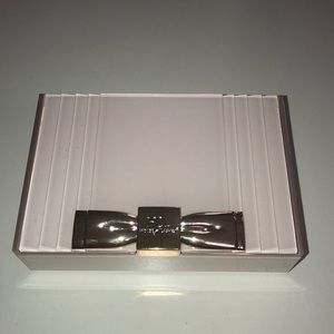 HOL Lash box with LED lights